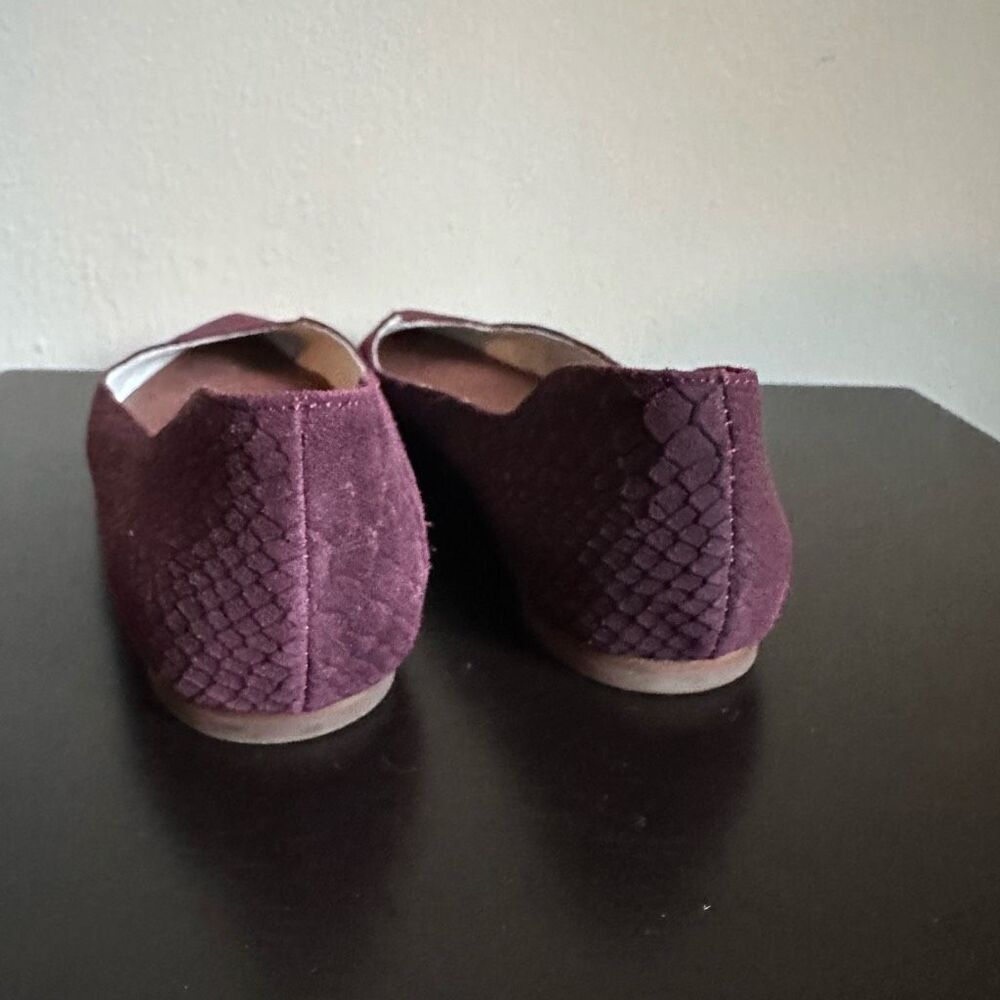 Matt Bernson Snake Pattern Maroon Pointed Toe Fla… - image 5